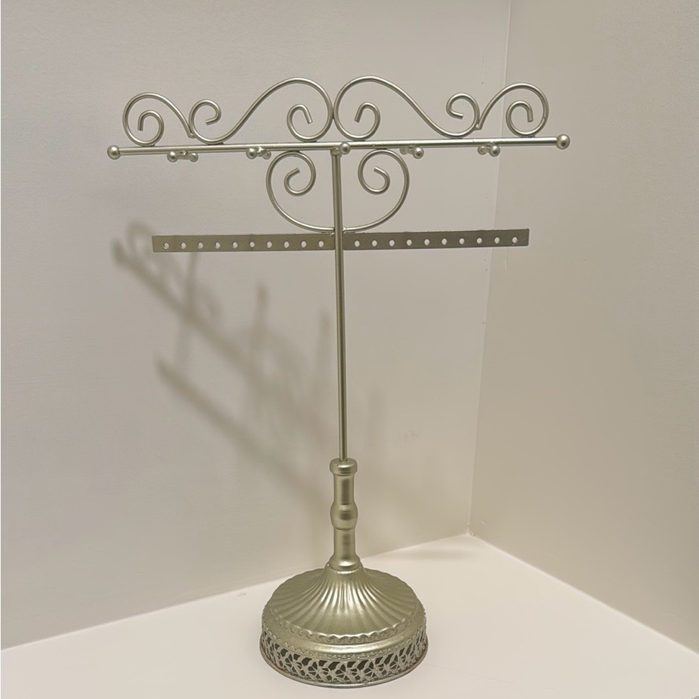 Elegant Silver Jewelry Organizer